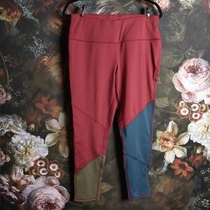 Royal Robbins athletic colorblock leggings size L EUC